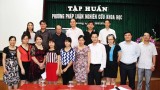 Tập huấn phương pháp luận nghiên cứu khoa học